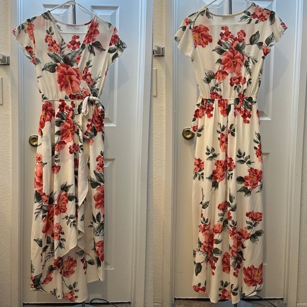 Woman’s Floral Dress Size S